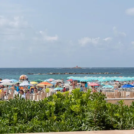 Διαμέρισμα Lido 99